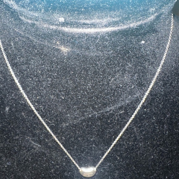 Elsa Peretti By Tiffany & Co Sterling Silver Bean Necklace 16” w/ Pouch - Picture 10 of 10